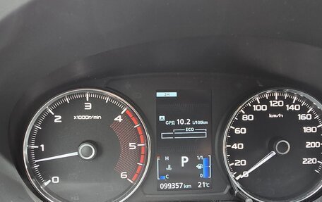 Mitsubishi Pajero Sport III рестайлинг, 2017 год, 3 000 000 рублей, 17 фотография
