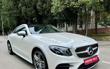 Mercedes-Benz E-Класс, 2017 год, 4 950 000 рублей, 4 фотография