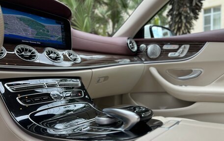 Mercedes-Benz E-Класс, 2017 год, 4 950 000 рублей, 25 фотография