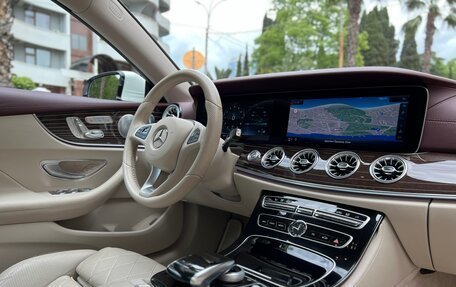 Mercedes-Benz E-Класс, 2017 год, 4 950 000 рублей, 36 фотография