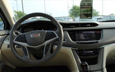 Cadillac XT5 I рестайлинг, 2022 год, 3 522 078 рублей, 4 фотография
