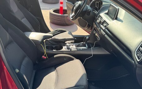 Mazda 3, 2014 год, 900 000 рублей, 10 фотография