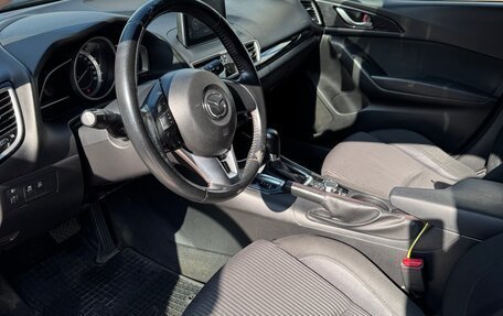 Mazda 3, 2014 год, 900 000 рублей, 11 фотография