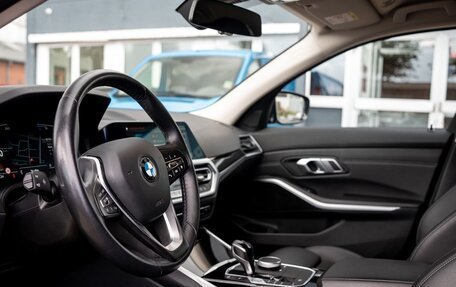 BMW 3 серия, 2022 год, 3 300 000 рублей, 14 фотография