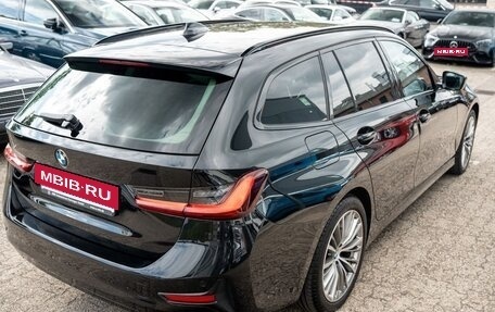 BMW 3 серия, 2022 год, 3 300 000 рублей, 5 фотография