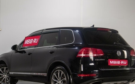 Volkswagen Touareg III, 2011 год, 2 049 000 рублей, 5 фотография