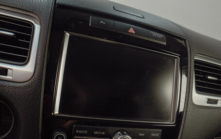 Volkswagen Touareg III, 2011 год, 2 049 000 рублей, 16 фотография