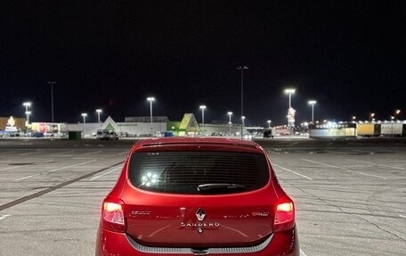 Renault Sandero II рестайлинг, 2016 год, 890 000 рублей, 12 фотография