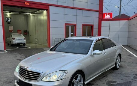 Mercedes-Benz S-Класс, 2008 год, 750 000 рублей, 3 фотография