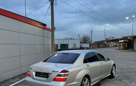 Mercedes-Benz S-Класс, 2008 год, 750 000 рублей, 2 фотография