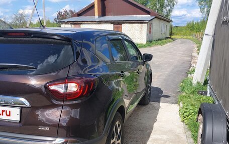 Renault Kaptur I рестайлинг, 2017 год, 1 530 000 рублей, 5 фотография
