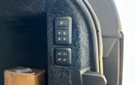 Land Rover Range Rover IV рестайлинг, 2021 год, 12 000 000 рублей, 18 фотография