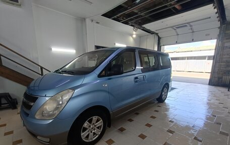 Hyundai Grand Starex Grand Starex I рестайлинг 2, 2010 год, 1 680 000 рублей, 2 фотография