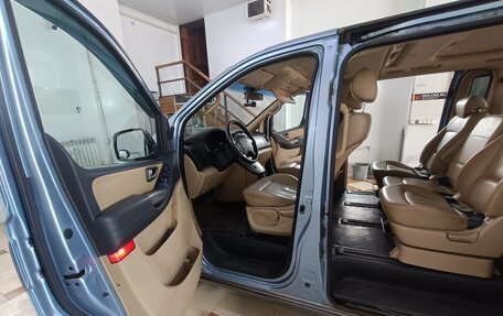 Hyundai Grand Starex Grand Starex I рестайлинг 2, 2010 год, 1 680 000 рублей, 5 фотография