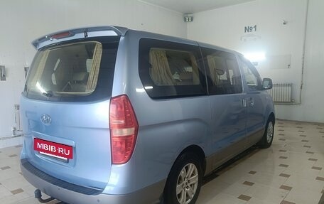 Hyundai Grand Starex Grand Starex I рестайлинг 2, 2010 год, 1 680 000 рублей, 4 фотография