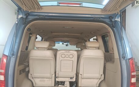 Hyundai Grand Starex Grand Starex I рестайлинг 2, 2010 год, 1 680 000 рублей, 13 фотография