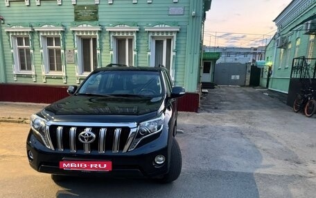 Toyota Land Cruiser Prado 150 рестайлинг 2, 2015 год, 3 680 000 рублей, 3 фотография