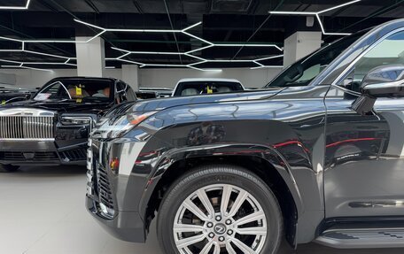 Lexus LX, 2025 год, 18 890 000 рублей, 14 фотография