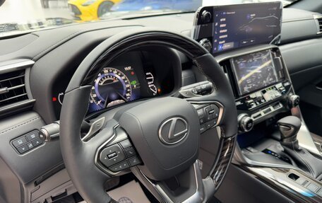 Lexus LX, 2025 год, 18 890 000 рублей, 16 фотография