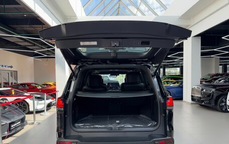 Lexus LX, 2025 год, 18 890 000 рублей, 38 фотография
