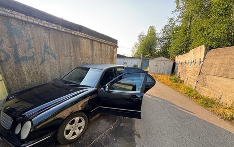 Mercedes-Benz E-Класс, 2000 год, 370 000 рублей, 4 фотография