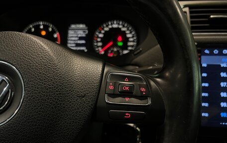 Volkswagen Jetta VI, 2011 год, 830 000 рублей, 17 фотография