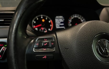 Volkswagen Jetta VI, 2011 год, 830 000 рублей, 18 фотография