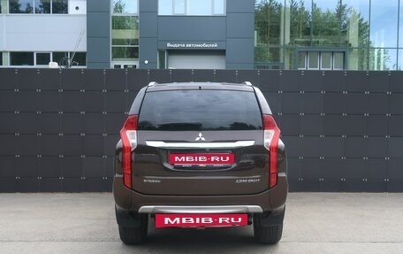Mitsubishi Pajero Sport III рестайлинг, 2020 год, 3 350 000 рублей, 8 фотография