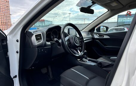 Mazda 3, 2017 год, 1 720 000 рублей, 24 фотография