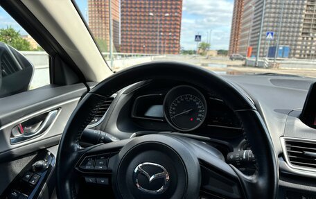 Mazda 3, 2017 год, 1 720 000 рублей, 27 фотография