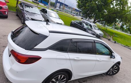Opel Astra K, 2019 год, 1 290 000 рублей, 14 фотография