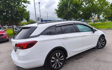 Opel Astra K, 2019 год, 1 290 000 рублей, 17 фотография