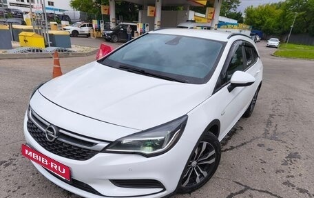 Opel Astra K, 2019 год, 1 290 000 рублей, 40 фотография