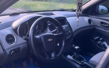 Chevrolet Cruze II, 2010 год, 475 000 рублей, 9 фотография