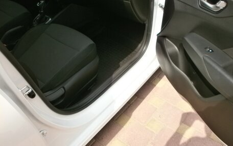 Hyundai Solaris II рестайлинг, 2017 год, 1 215 000 рублей, 19 фотография