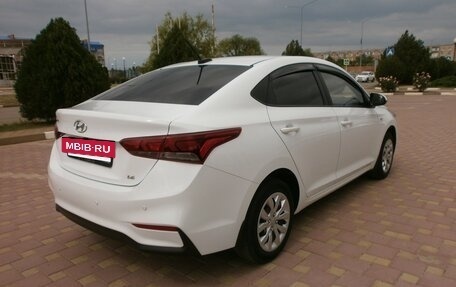 Hyundai Solaris II рестайлинг, 2017 год, 1 215 000 рублей, 6 фотография