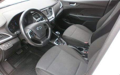 Hyundai Solaris II рестайлинг, 2017 год, 1 215 000 рублей, 9 фотография