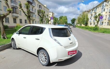 Nissan Leaf I, 2013 год, 700 000 рублей, 4 фотография