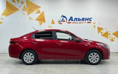 KIA Rio IV, 2017 год, 1 200 000 рублей, 2 фотография