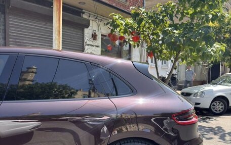 Porsche Macan I рестайлинг, 2015 год, 3 000 000 рублей, 2 фотография