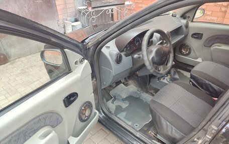 Renault Logan I, 2006 год, 280 000 рублей, 7 фотография