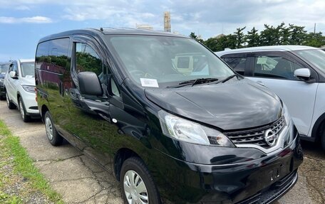 Nissan NV200, 2020 год, 2 100 000 рублей, 4 фотография