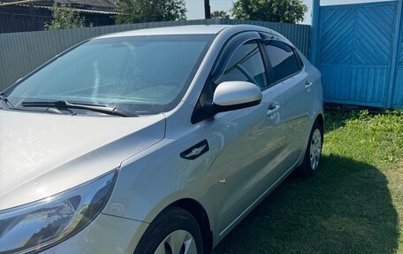 KIA Rio III рестайлинг, 2015 год, 1 000 000 рублей, 3 фотография