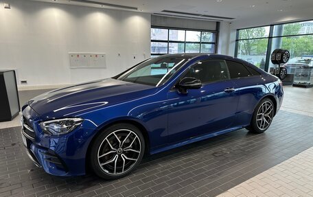 Mercedes-Benz E-Класс, 2021 год, 5 500 000 рублей, 4 фотография
