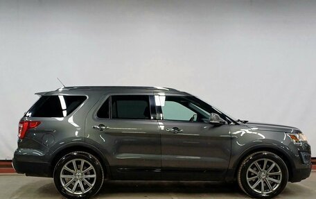 Ford Explorer VI, 2016 год, 2 310 000 рублей, 4 фотография