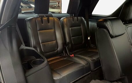 Ford Explorer VI, 2016 год, 2 310 000 рублей, 26 фотография