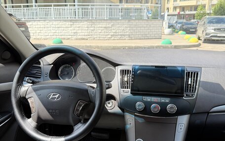 Hyundai Sonata VI, 2008 год, 820 000 рублей, 8 фотография