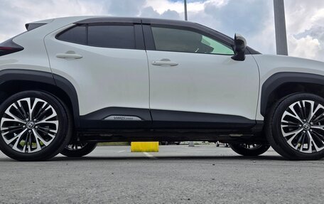 Toyota Yaris Cross, 2020 год, 2 500 000 рублей, 4 фотография
