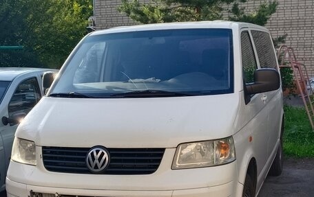 Volkswagen Multivan T5, 2005 год, 1 200 000 рублей, 2 фотография