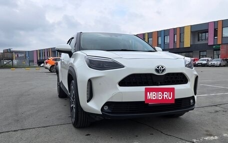 Toyota Yaris Cross, 2020 год, 2 500 000 рублей, 2 фотография